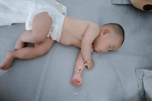 阜宁1岁宝宝可以吃盐吗